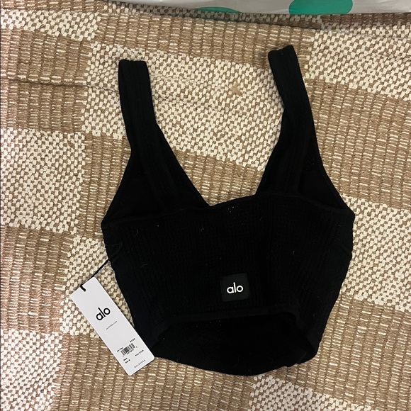 ALO Yoga Black knit tank - Picture 2 of 2